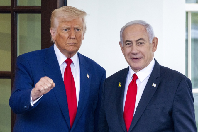 Netanyahu tem sido alvo de uma pressão crescente por parte da comunidade internacional e de Trump para pôr fim ao conflito