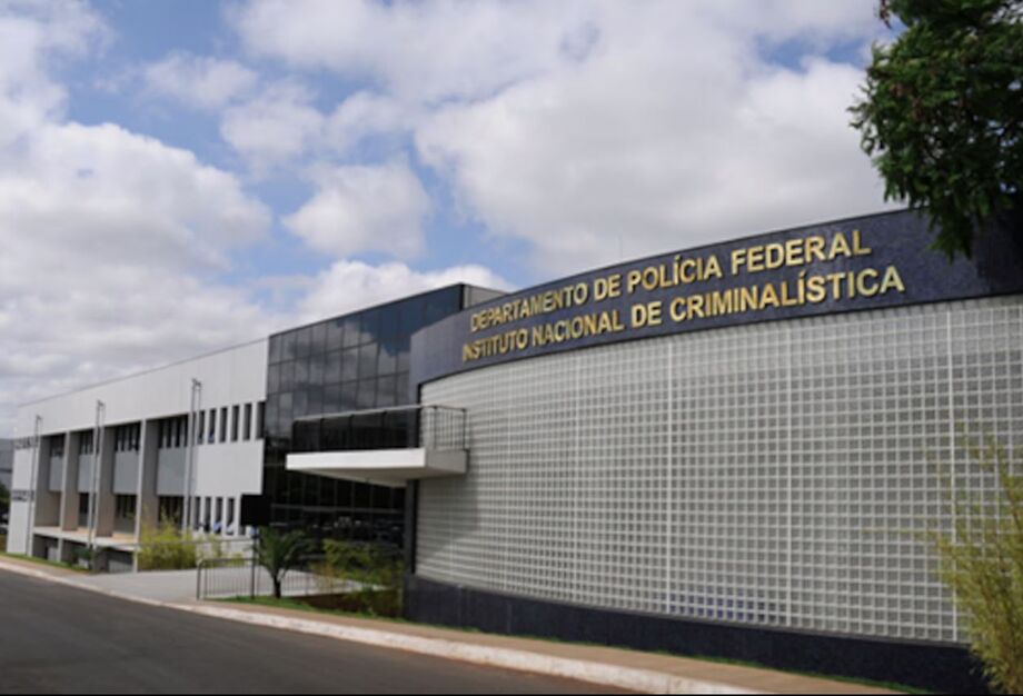 Instituto Nacional de Criminalística; peritos querem constitucionalizar Polícia Científica.