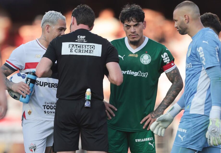 WS SÃO PAULO 05/10/2025 - SÃO PAULO X PALMEIRAS - ESPORTES - São Paulo e Palmeiras se enfrentam neste domingo (05), no Morumbis, partida válida pela 27ª rodada do Campeonato Brasileiro.