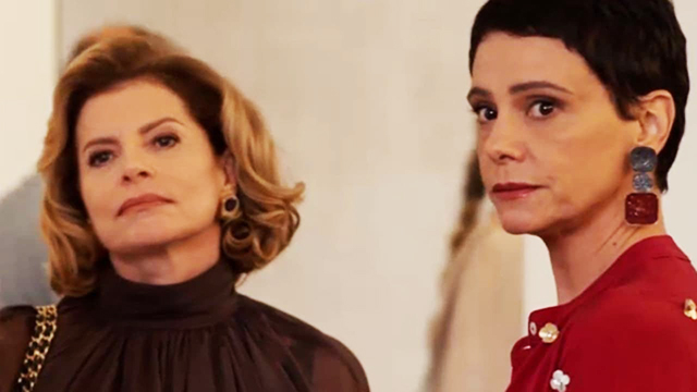 Malu Galli vive Celina em Vale Tudo e compartilha cenas intensas com Debora Bloch na fase final da novela