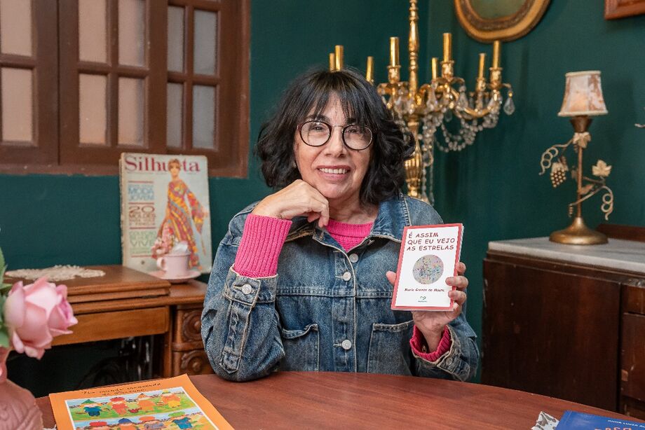 Poesia de Goretti di Moura ganha nova edição e chega às bibliotecas públicas pelo Projeto Leia MS.