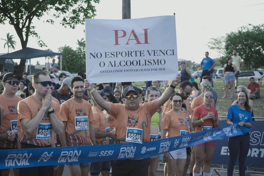 Recuperado do alcoolismo, ele usou o esporte como ferramenta de mudança de vida.