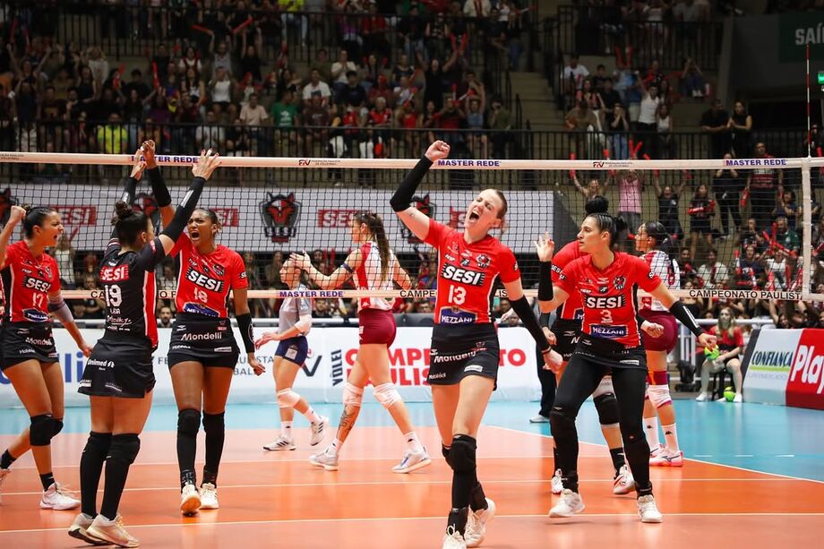 Osasco e SESI Bauru se enfrentam nesta sexta, em Campo Grande, pela Supercopa Brasileira de Vôlei