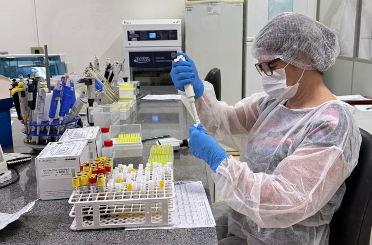 Mais de 139 mil exames foram realizados em 2025, com destaque para dengue, zika, chikungunya, oropouche e mayaro