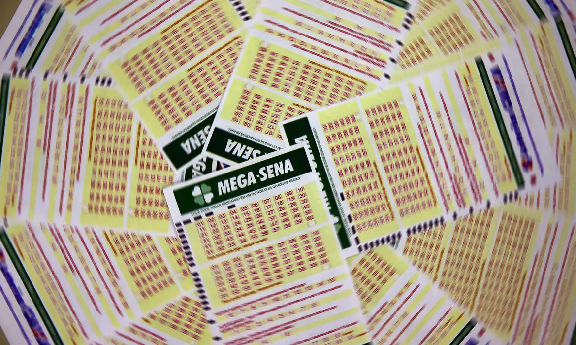 Nenhum ganhador leva prêmio da Mega-Sena; valor acumula para R$ 27 milhões.