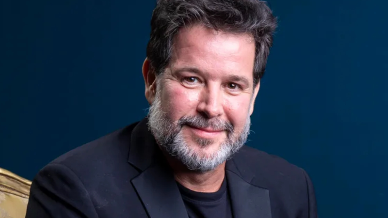 Murilo Benício fala sobre seu histórico amoroso e os relacionamentos com colegas de elenco.