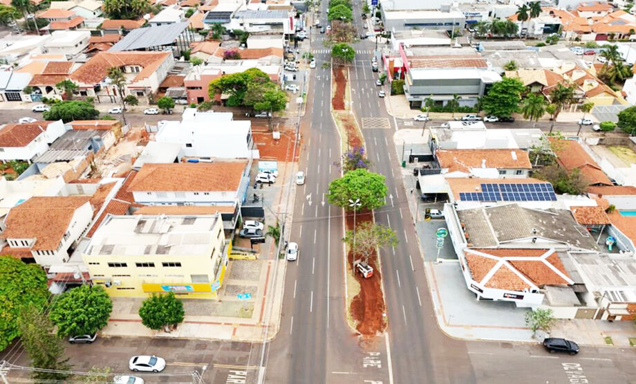 A previsão de conclusão é até dezembro de 2025, mas novas obras já estão previstas com mais de 18 km de ciclovias e ciclofaixas por toda a cidade.
