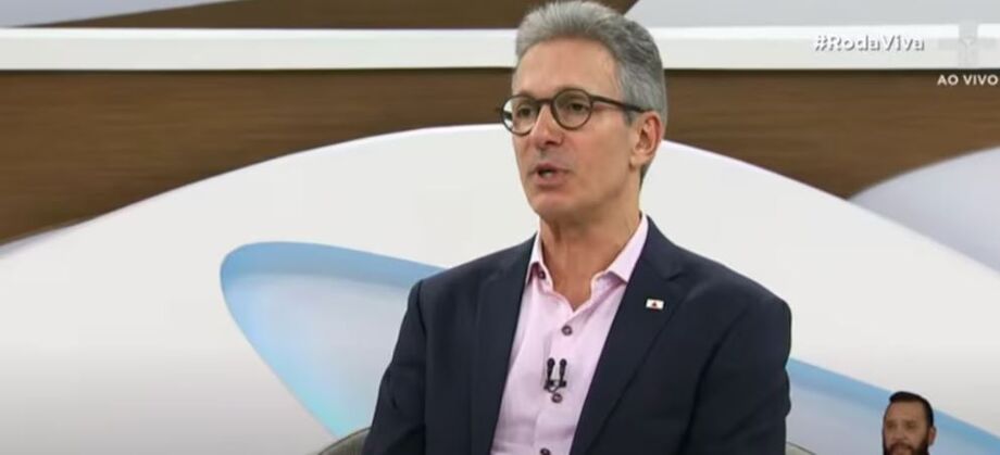 O governador Romeu Zema participou do Roda Viva nesta segunda-feira, 25.