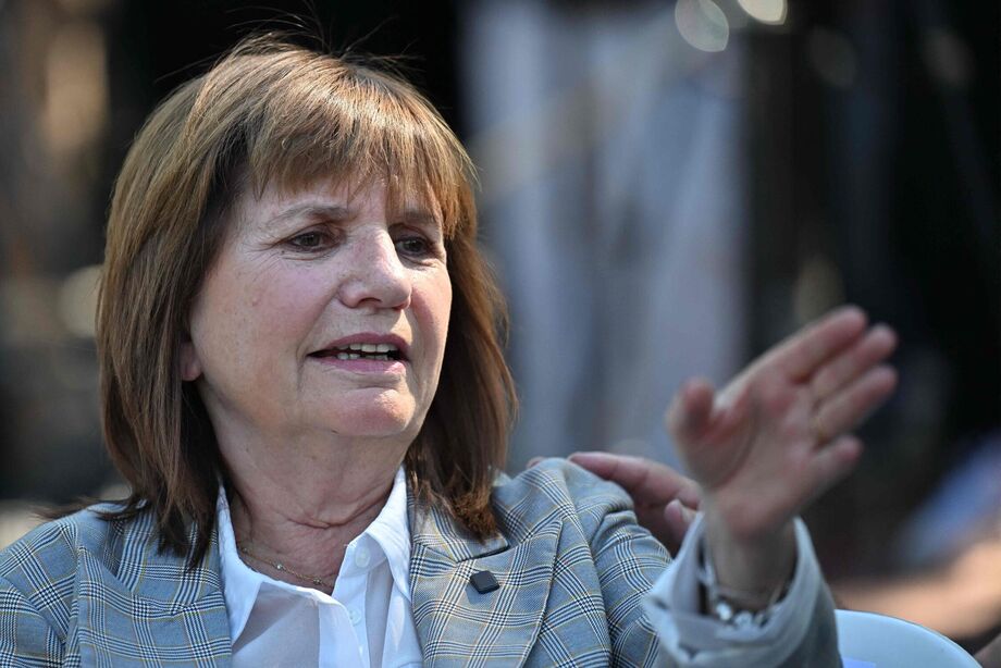A ministra Patricia Bullrich pediu o uso da lei antimáfia contra todos que participaram do crime.