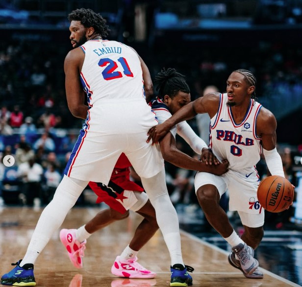 Tyrese Maxey lidera virada dos Sixers com 39 pontos e mantém equipe na liderança do Leste