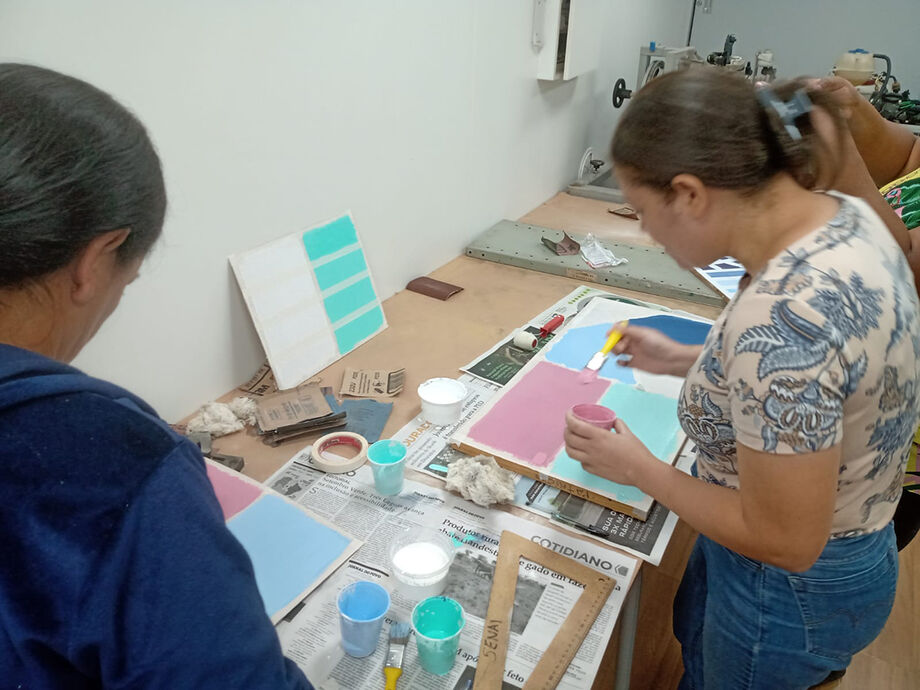 Senai capacita mulheres de Água Clara com cursos técnicos gratuitos e impulsiona autonomia e renda familiar.