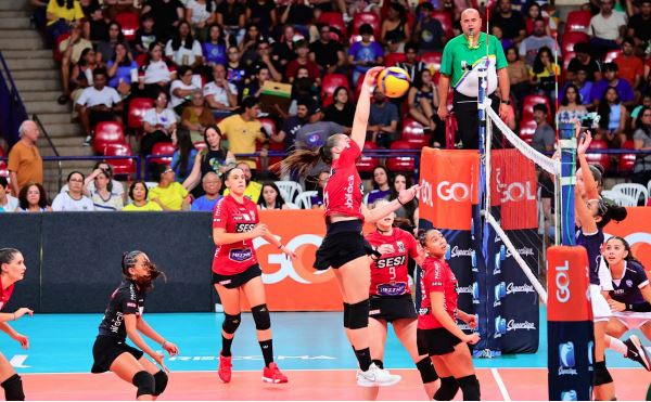 Equipe SESI na abertura da Superliga A na Capital