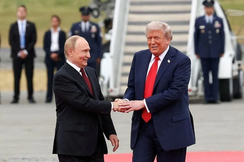Encontro entre o presidente russo, Vladimir Putin, e o presidente dos EUA, Donald Trump, no Alasca