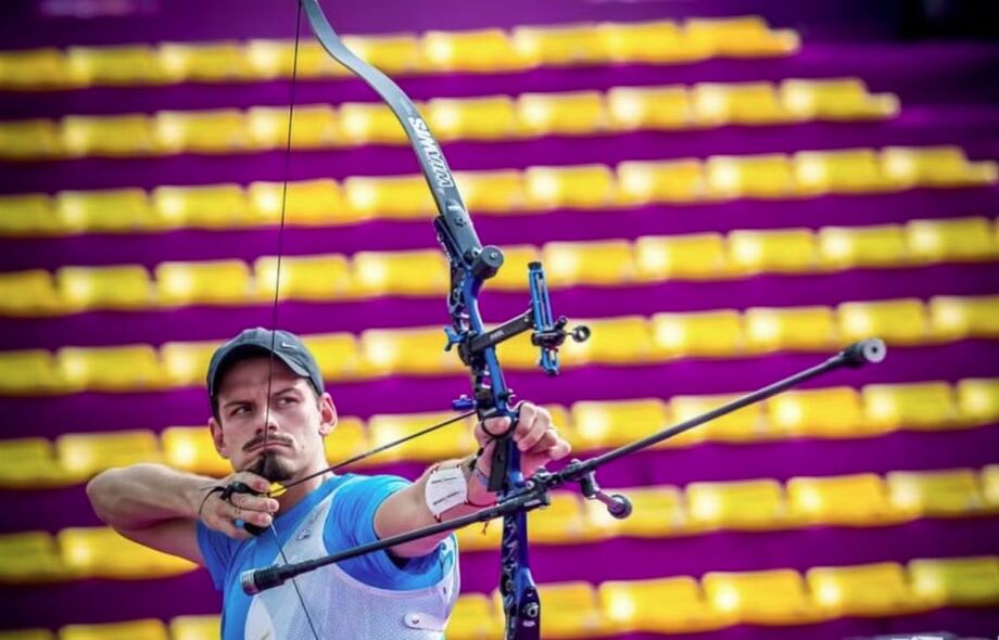 Marcus D'Almeida conquista a medalha de prata no Finals de tiro com arco