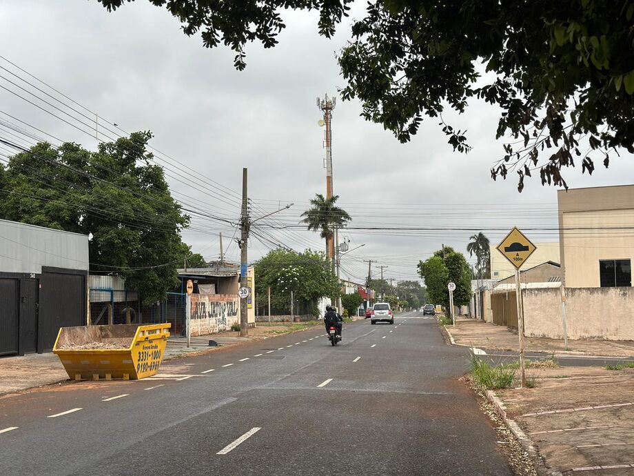 As temperaturas seguem amenas nas regiões sul e sudoeste, enquanto o calor predomina nas demais áreas do estado.