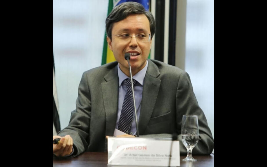 Artur Gomes da Silva Neto é suspeito de ter recebido R$ 1 bilhão em propina