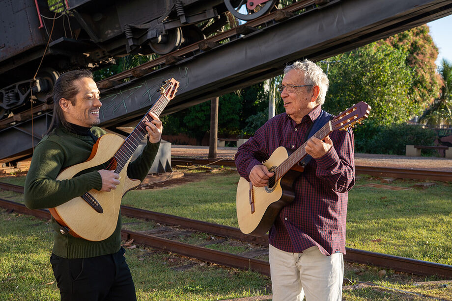 Geraldo Espíndola e Marcelo Loureiro (MS)  Espetáculo Saudações Pantaneiras une tradição e arranjos inéditos da música sul-mato-grossense.