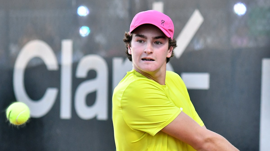 João Fonseca mantém posição no ranking mesmo sem jogar e terminará temporada no top-30