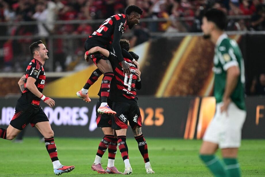 Flamengo bateu o Palmeiras em Lima e se sagrou campeão da Libertadores 2025.