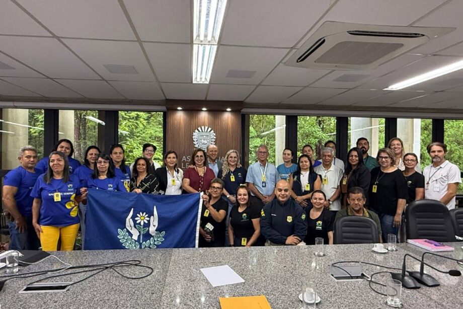 Junior Mochi articula com entidades para barrar decreto que ameaça educação inclusiva em MS