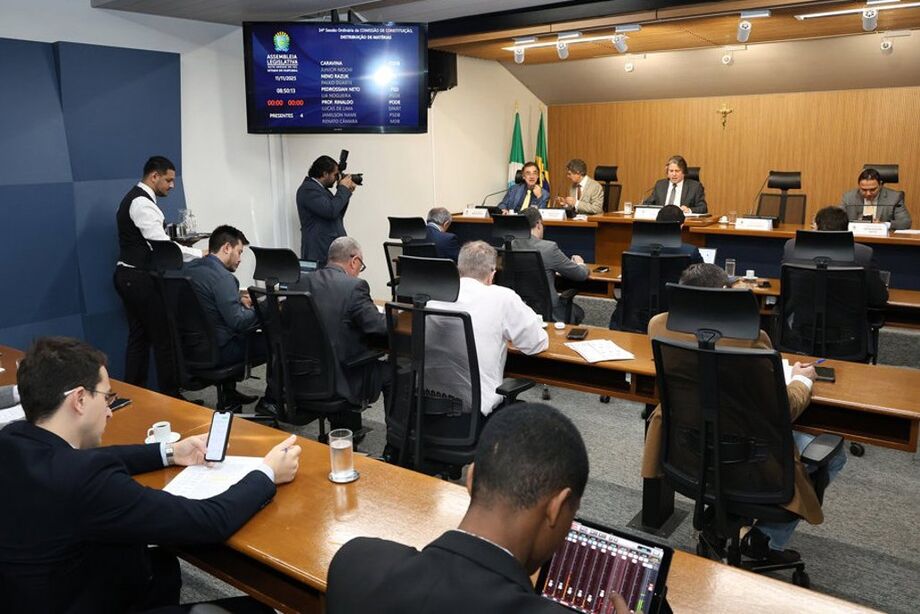 Sete propostas foram aprovadas pelos deputados integrantes da CCJR na reunião realizada nesta terça-feira  