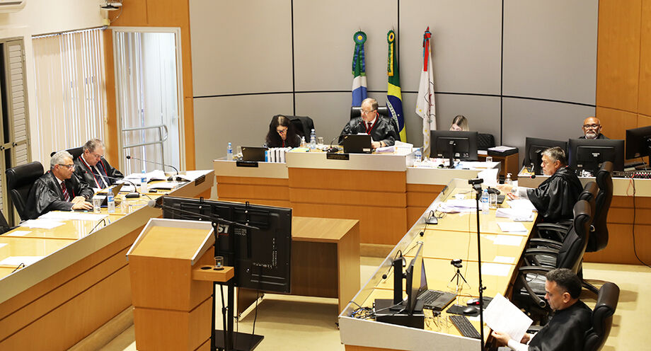 Justiça condena locadora em MS por entregar carro com pneus desgastados a casal durante viagem