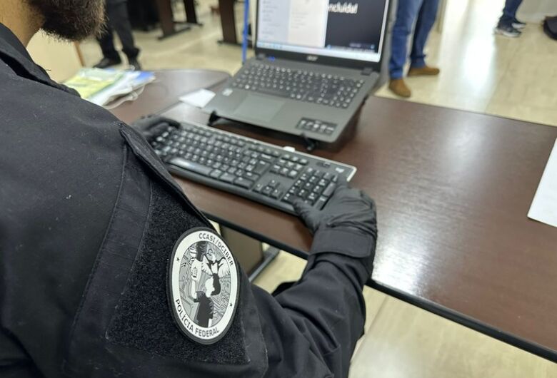 Operação da Polícia Federal em Chapadão do Sul apreendeu equipamentos com material de abuso infantil