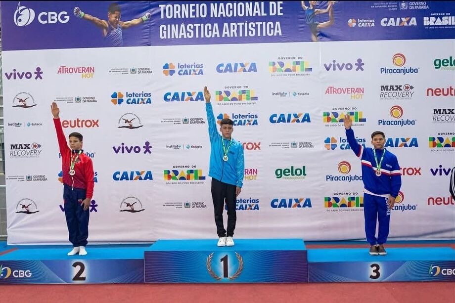Brian Colombelli conquista o ouro no Torneio Nacional de Ginástica Artística em João Pessoa