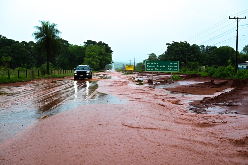 Assembleia aprova decreto de calamidade para Ivinhema após estragos provocados por chuvas