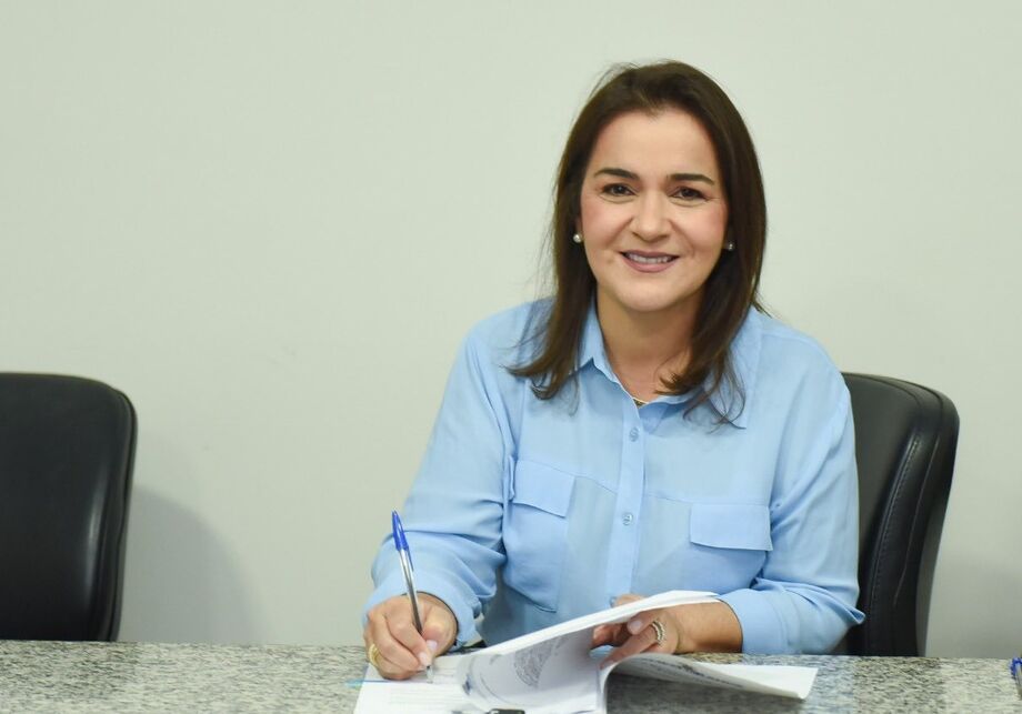 Adriane Lopes anuncia investimento de R$ 544 milhões vai beneficiar mais de 30 bairros com asfalto e saneamento