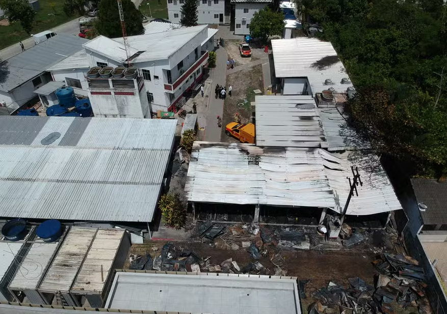 O local atingido pelo incêndio no Ninho do Urubu, em 2019, que matou dez atletas da base do Flamengo