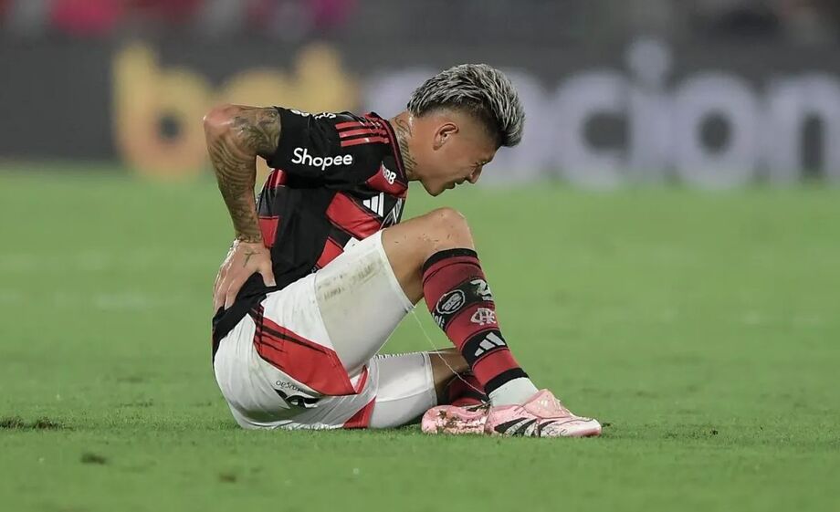 Carrascal deixou o campo com dores nas costelas e passou por exames que apontaram edema ósseo leve.