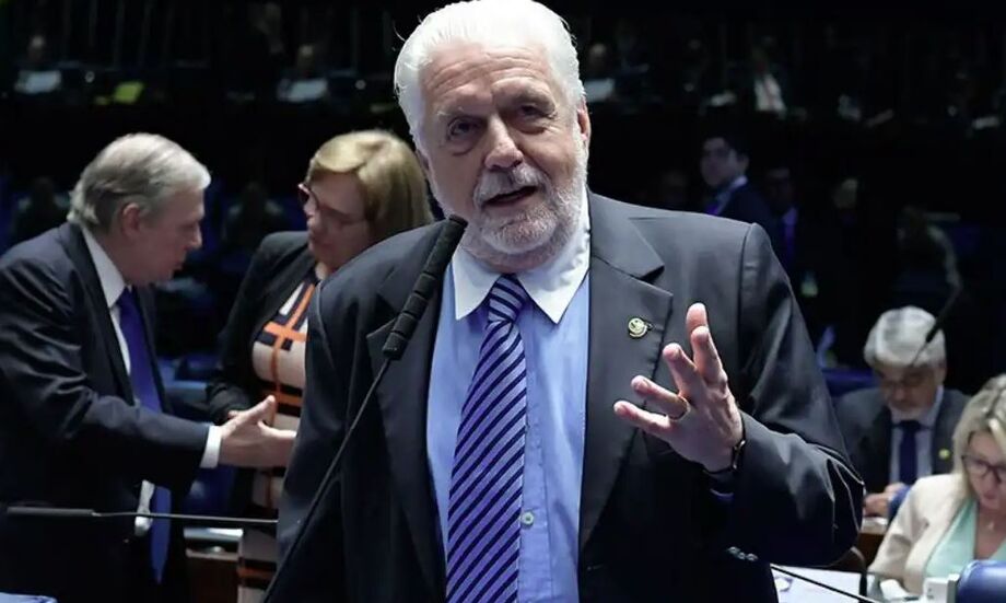 Jaques Wagner afirmou que Lula já escolheu Jorge Messias para o STF, mas aguarda momento político para oficializar o anúncio.