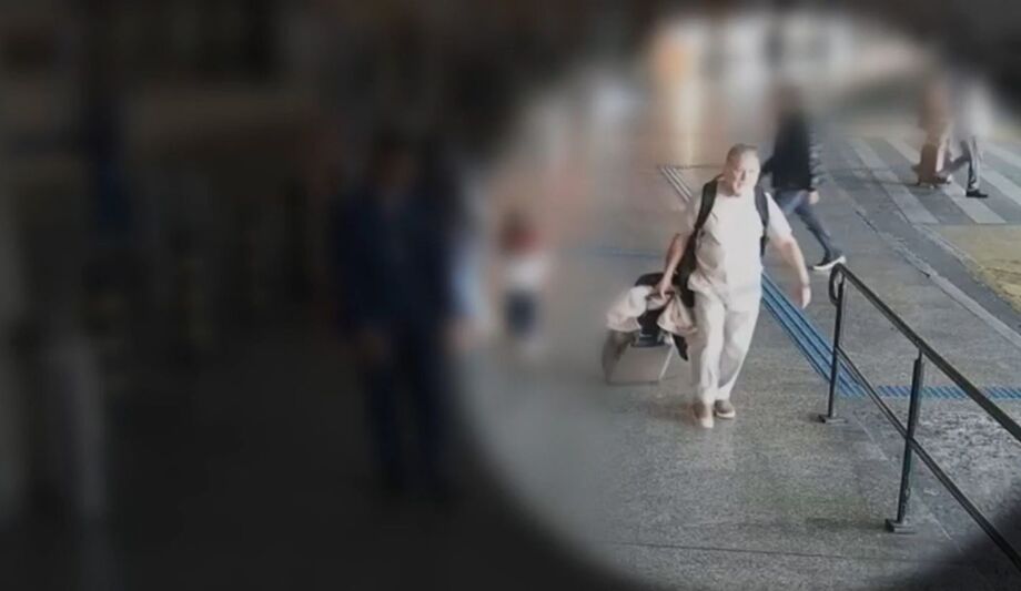 Chileno de 65 anos é preso suspeito de praticar furtos em série em Guarulhos e Congonhas; polícia investiga mais casos.