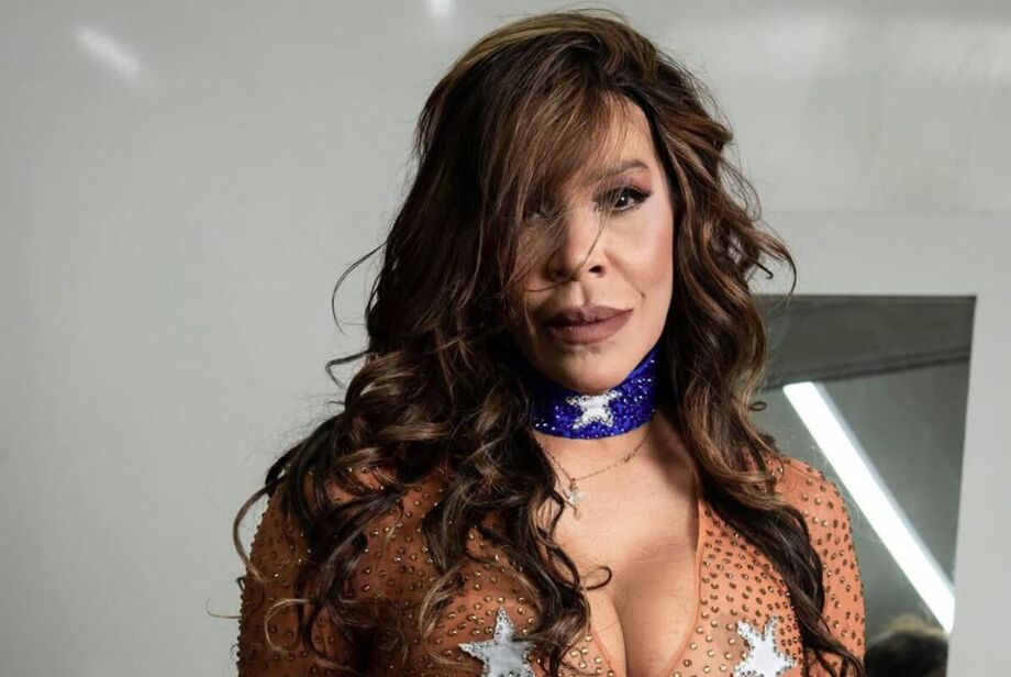 Silvânia Aquino anunciou dua saída do Calcinha Preta