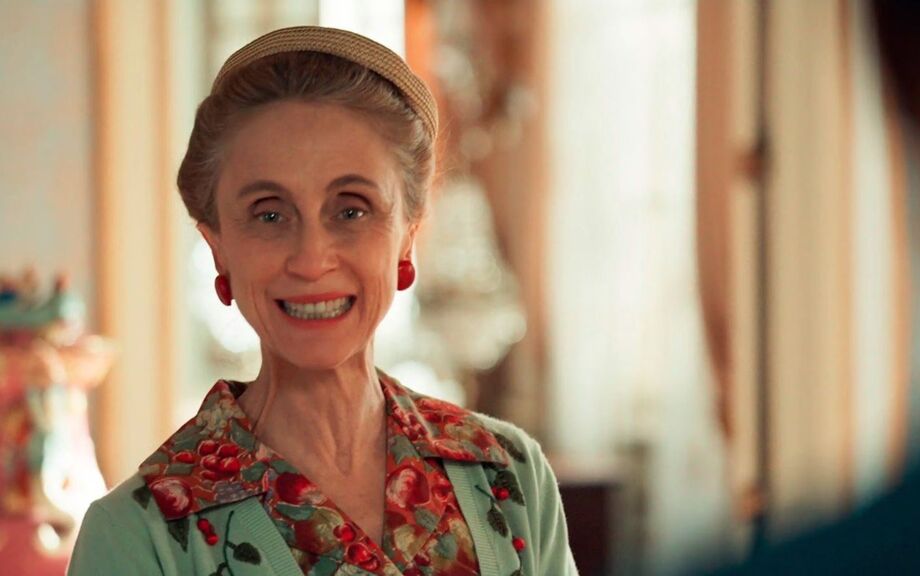 Betty Gofman como Medéia, em 'Êta Mundo Melhor!'