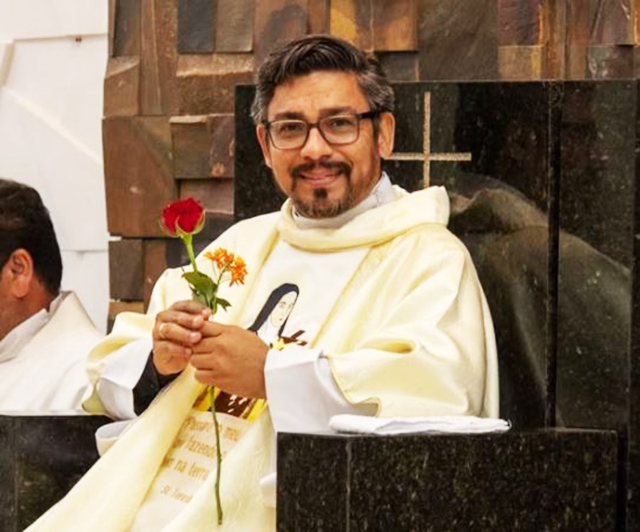 Alexsandro da Silva Lima, de 44 anos, era pároco da Paróquia Nossa Senhora Aparecida de Douradina (MS)