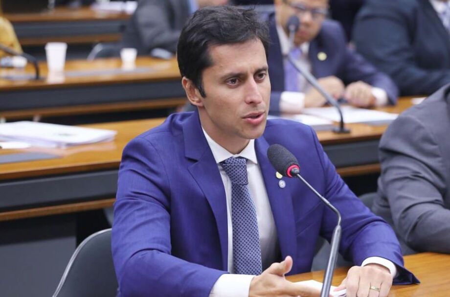 Deputado Duarte Jr. (PSB-MA) diz ter sido ameaçado por colega após questionar repasses investigados pela CPMI do INSS.