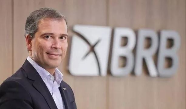ustiça afasta presidente do BRB após operação da PF que apura fraude na compra do Banco Master