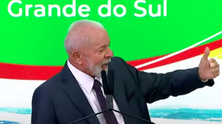 : Lula critica abandono de obras por gestões passadas e defende continuidade de projetos para beneficiar a população