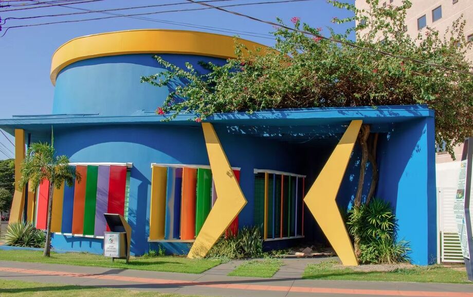 Casa de Ensaio, em Campo Grande, reconhecida como patrimônio cultural de Mato Grosso do Sul pela Assembleia Legislativa.