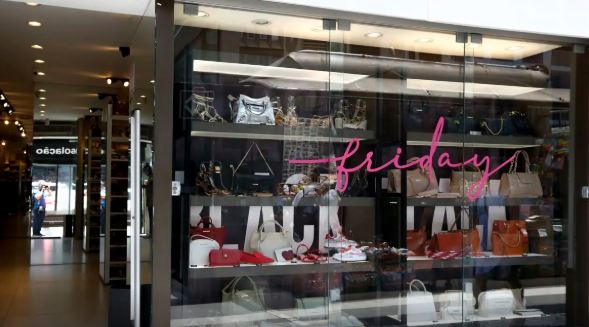 O comércio deve receber volume recorde de R$ 5,4 bilhões com a Black Friday deste ano
