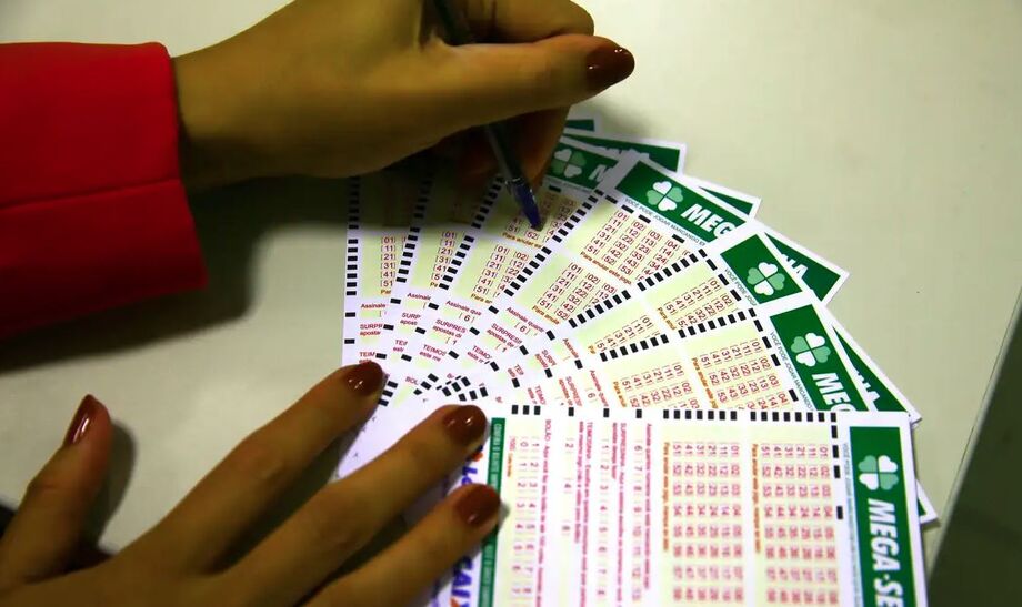 Sorteio do concurso 2.942 da Mega-Sena será realizado neste sábado, às 21h