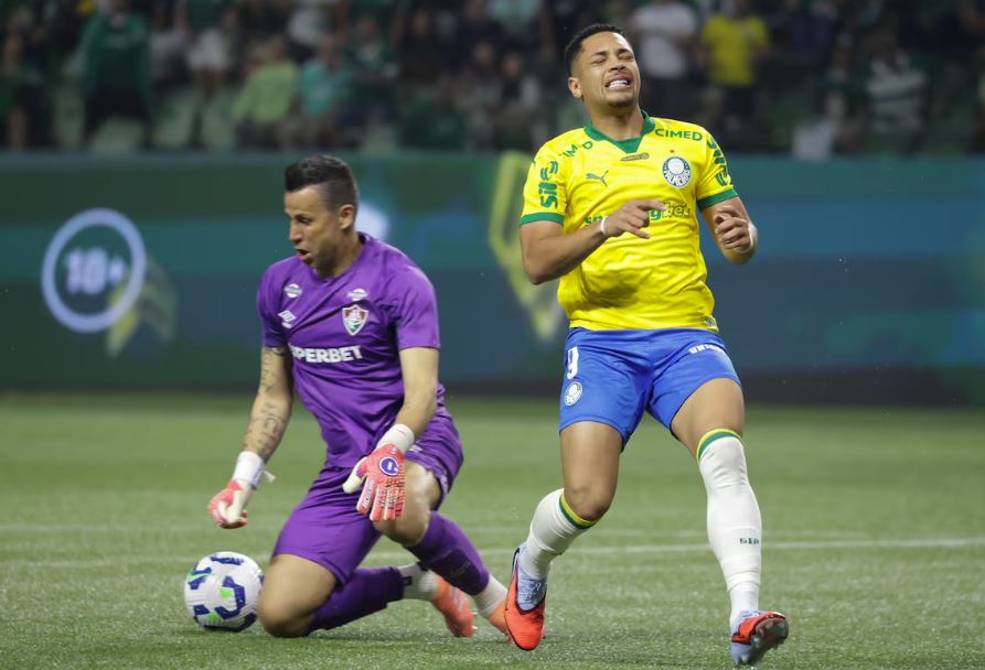 Palmeiras se despede do Allianz Parque em 2024 diante de sua torcida com empate frustrante contra o Fluminense