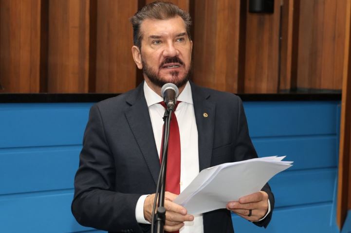 O projeto do deputado Pedro Kemp cria diretrizes e ações para enfrentar a misoginia e a violência digital contra mulheres no Estado