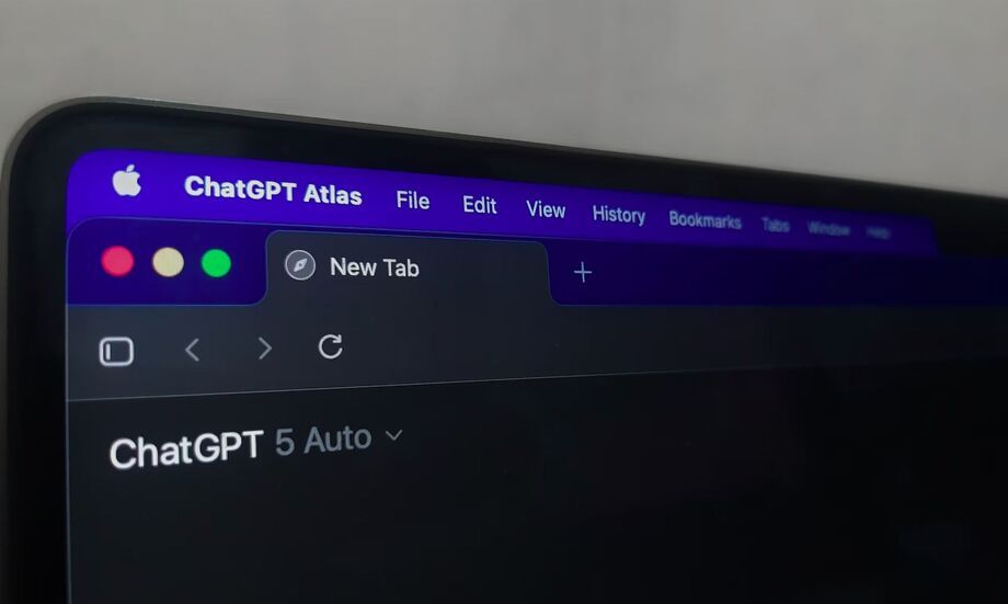 Atlas está disponível gratuitamente na loja de app da Apple, mas ainda não chegou ao Windows