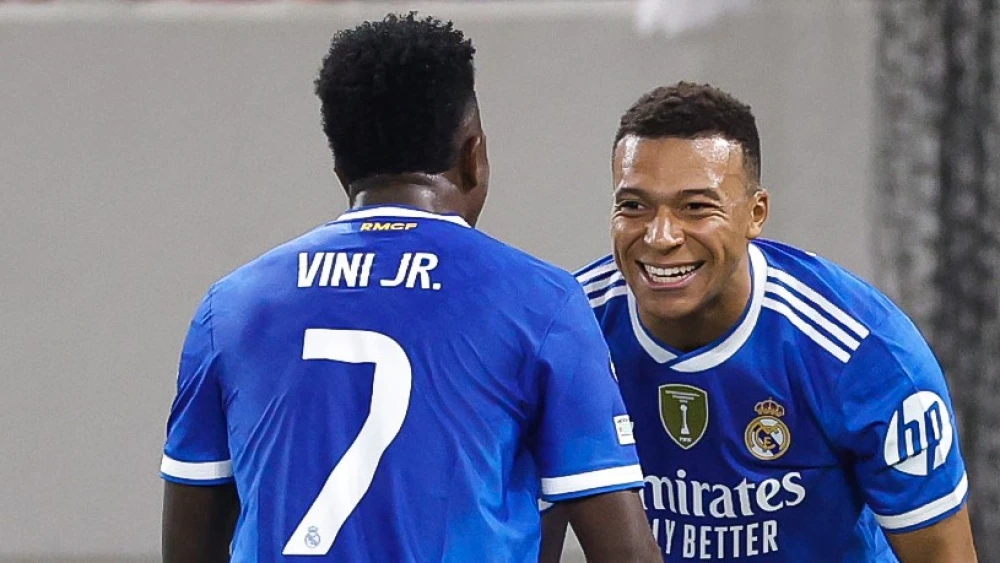 Mbappé foi o destaque da rodada ao marcar quatro vezes na vitória do Real sobre o Olympiacos.