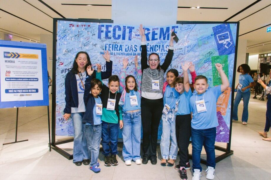 Alunos da Rede Municipal de Ensino apresentam projetos científicos e tecnológicos durante a FECIT
