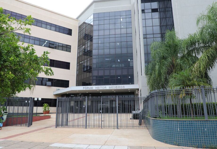 Fórum Heitor Medeiros, em Campo Grande, onde foi julgada a ação sobre o desaparecimento da cachorra em hotel para pets.