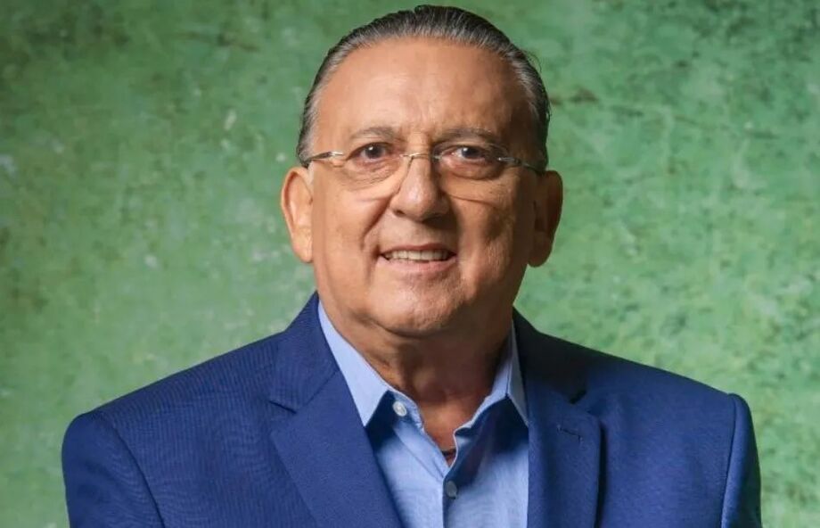 Galvão Bueno está internado no Hospital Sírio-Libanês e se recupera de pneumonia viral silenciosa.